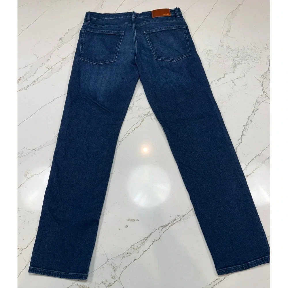 Hugo Boss Regular-fit jeans in mid-blue comfort-stretch denim, Size 32 x 32